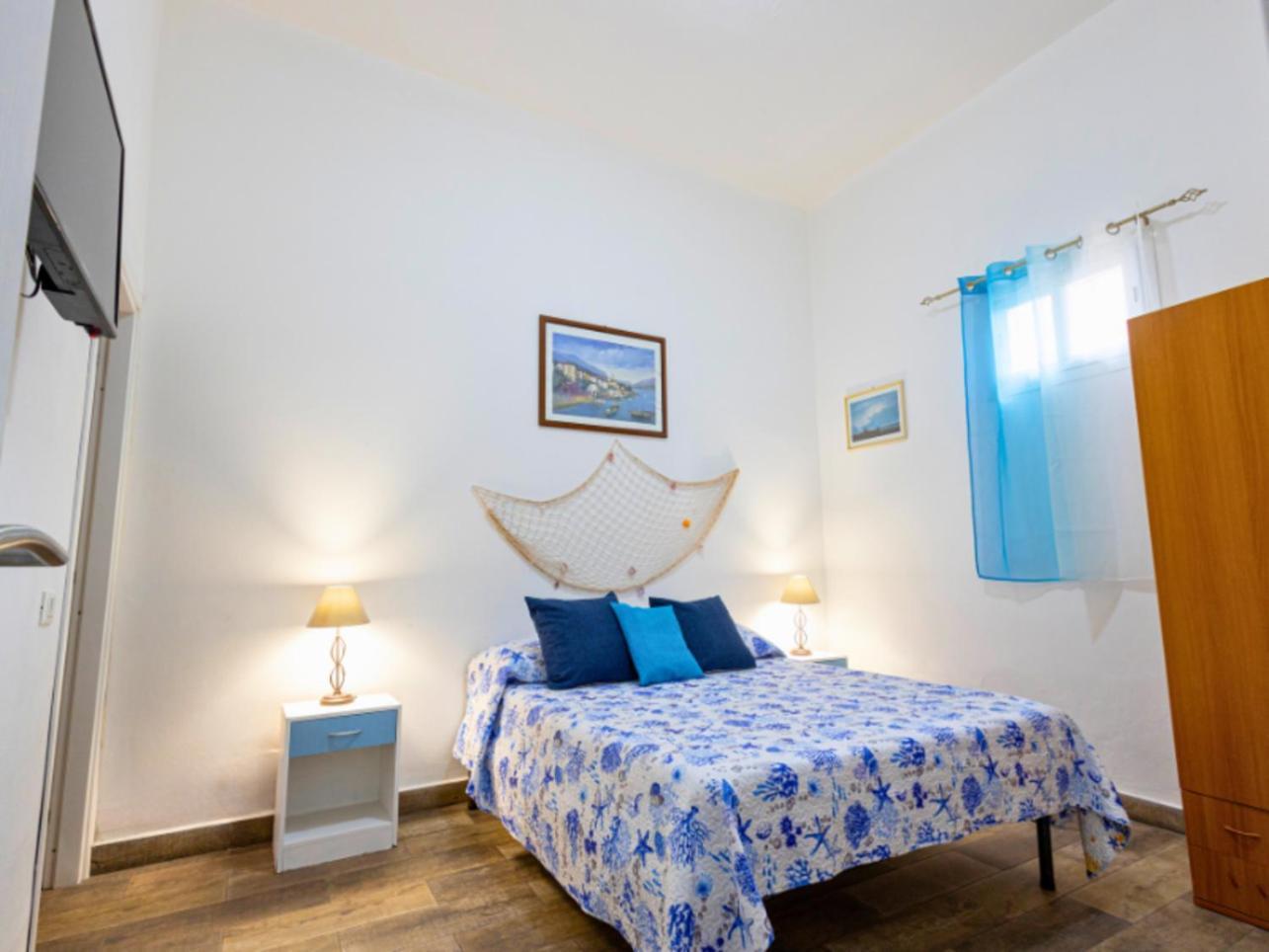 Lovely Apartment In Palermo-Sferracavallo Exteriör bild