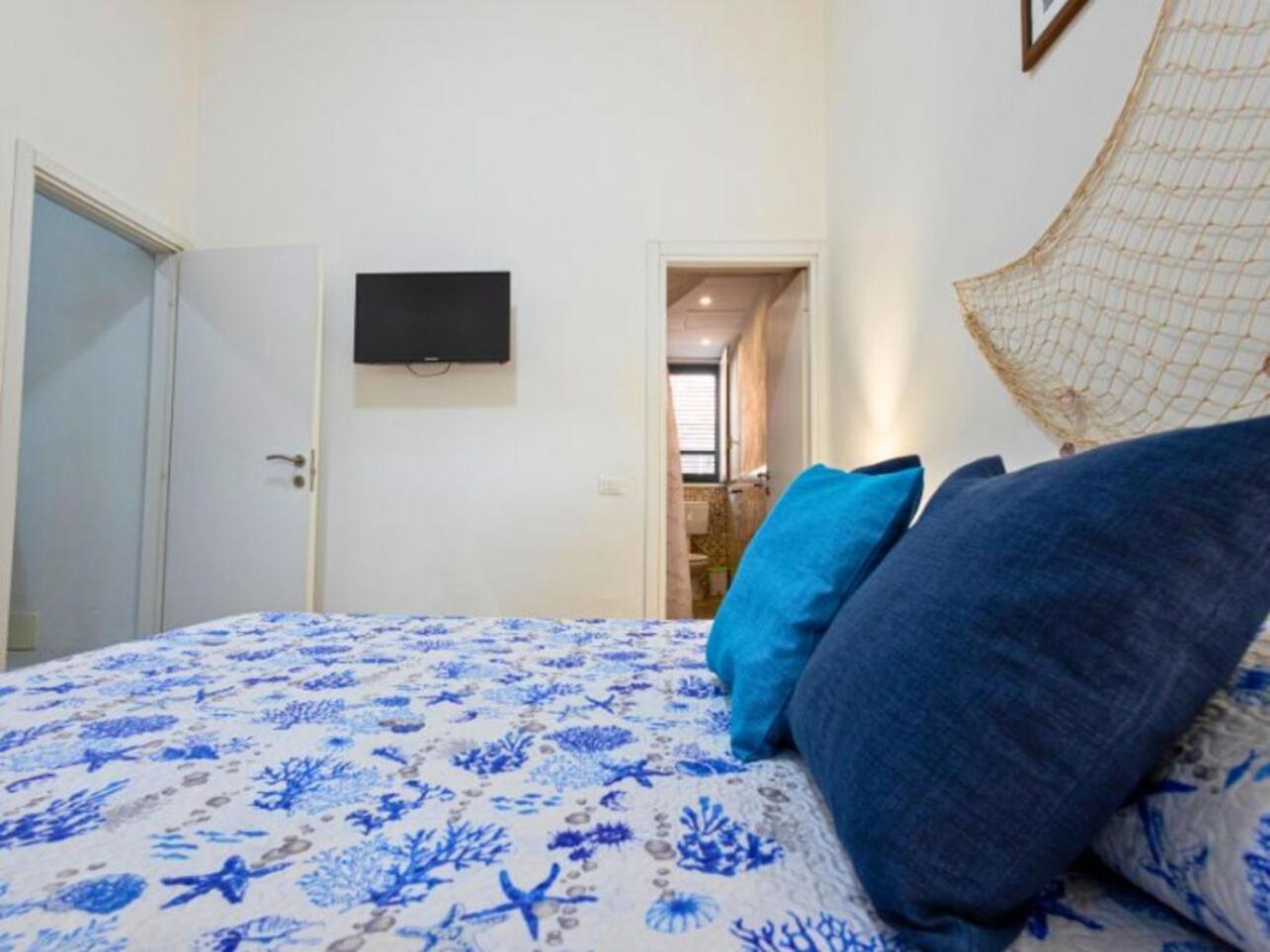 Lovely Apartment In Palermo-Sferracavallo Exteriör bild